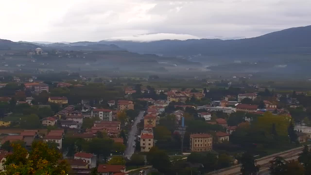 Nova Gorica y Gorizia: Impresionantes Vistas desde el Monasterio Franciscano de Kostanjevica