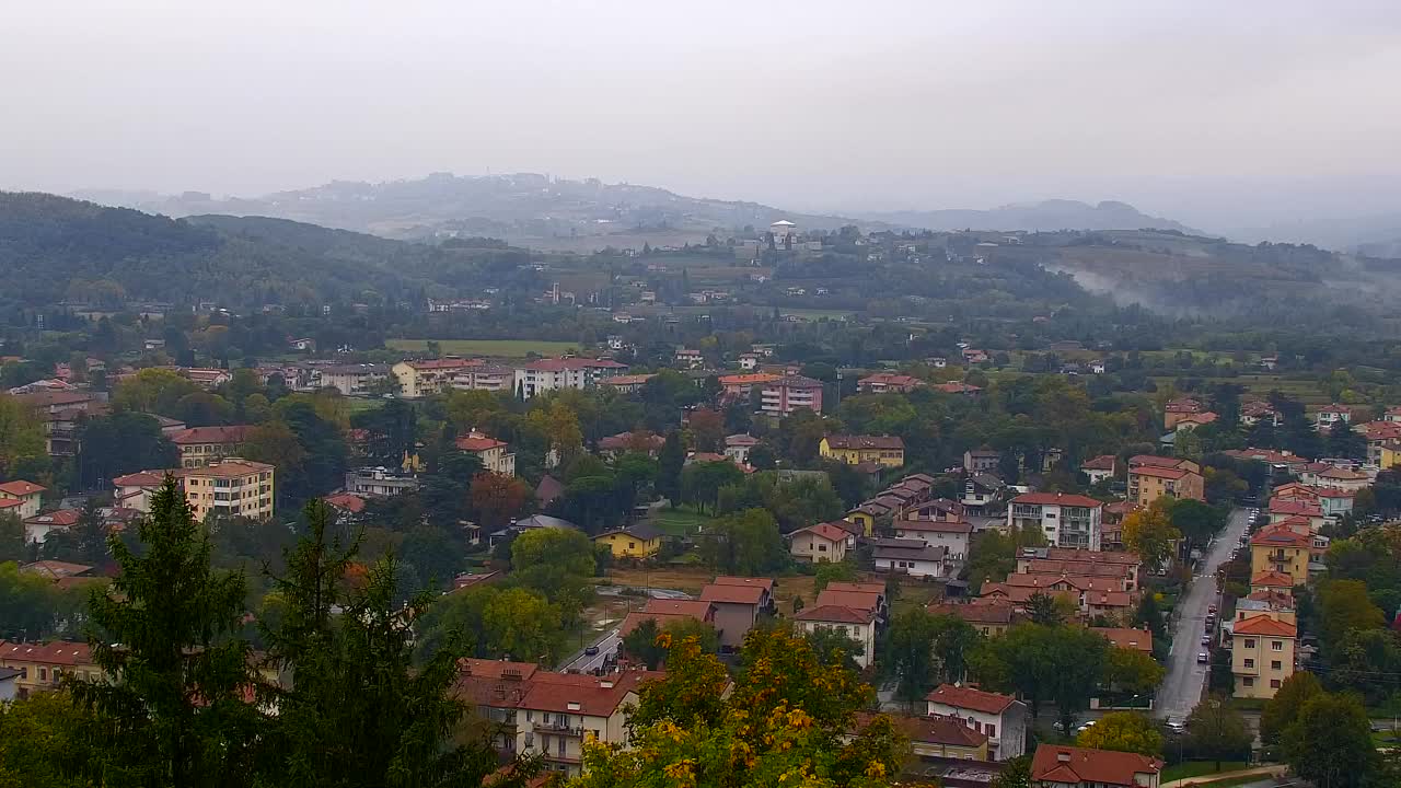 Nova Gorica e Gorizia: Panorama Mozzafiato dal Convento Francescano di Castagnevizza