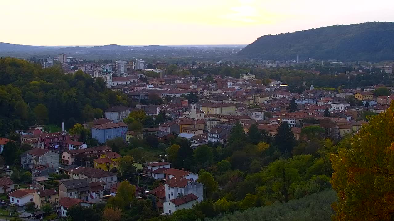 Nova Gorica in Gorica: Čudovit Razgled iz Frančiškanskega Samostana Kostanjevica