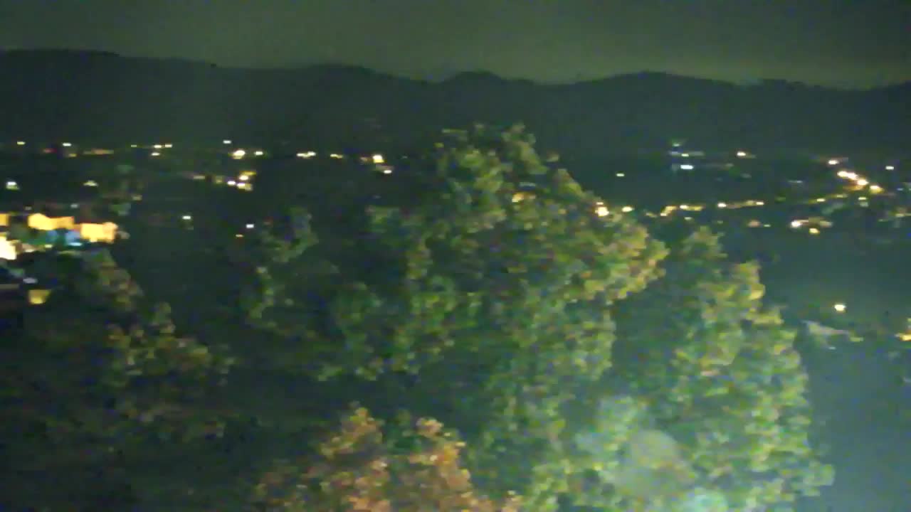 Nova Gorica e Gorizia: Panorama Mozzafiato dal Convento Francescano di Castagnevizza