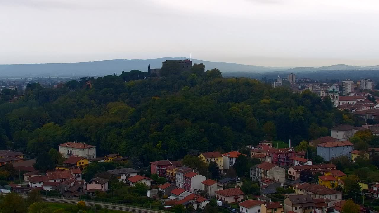 Nova Gorica e Gorizia: Panorama Mozzafiato dal Convento Francescano di Castagnevizza