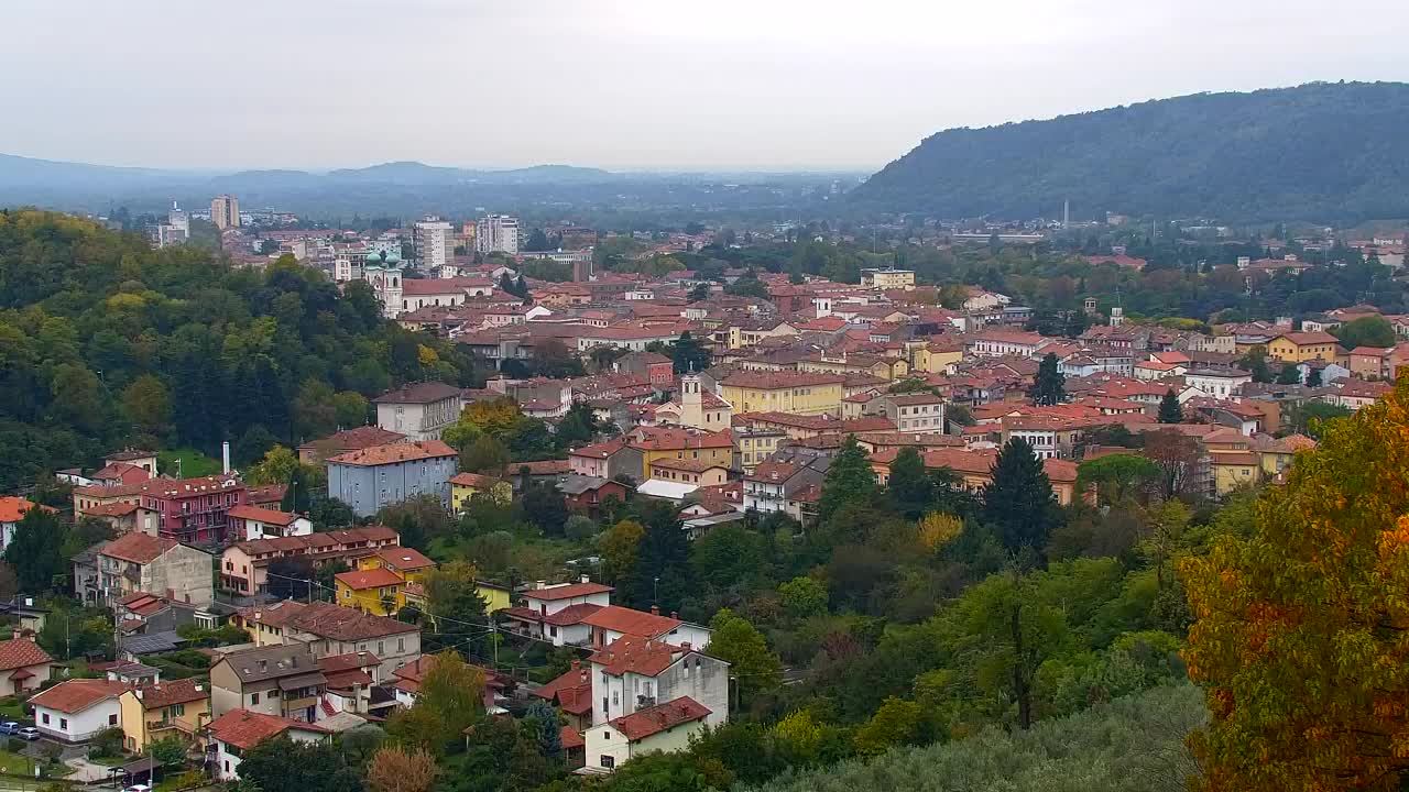 Nova Gorica e Gorizia: Panorama Mozzafiato dal Convento Francescano di Castagnevizza