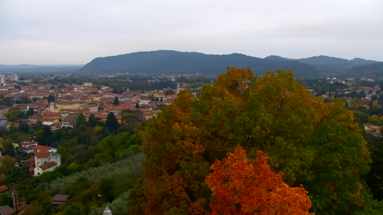 Nova Gorica y Gorizia: Impresionantes Vistas desde el Monasterio Franciscano de Kostanjevica
