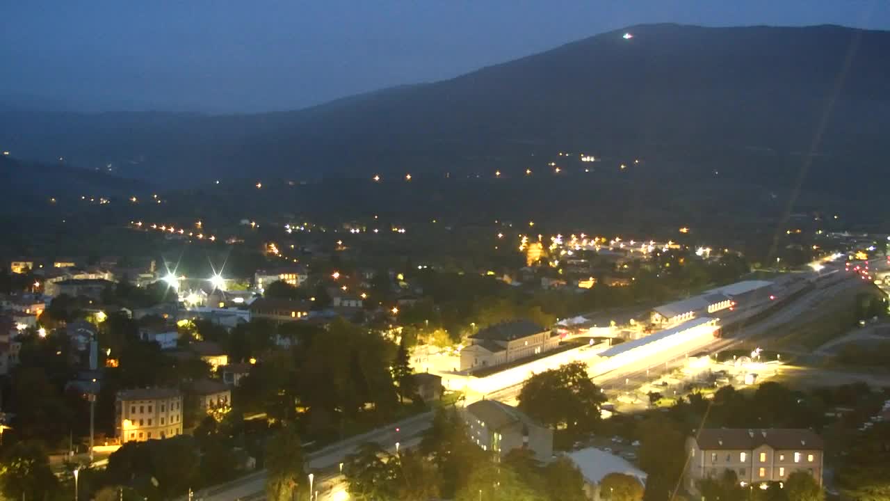 Nova Gorica i Gorica: Prekrasan Pogled iz Franjevačkog Samostana Kostanjevica