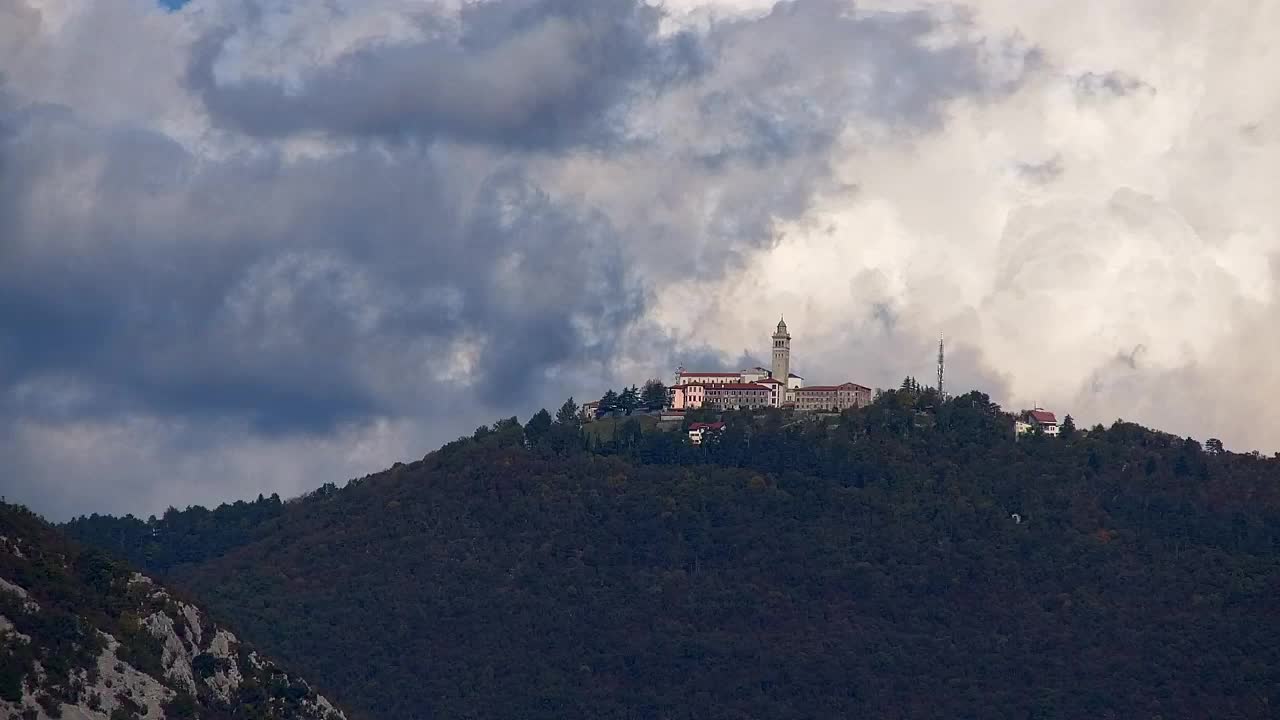Nova Gorica und Görz: Atemberaubende Aussicht vom Franziskanerkloster Kostanjevica