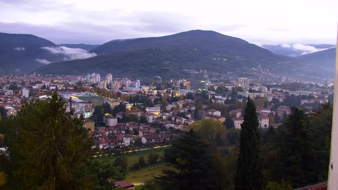 Nova Gorica und Görz: Atemberaubende Aussicht vom Franziskanerkloster Kostanjevica