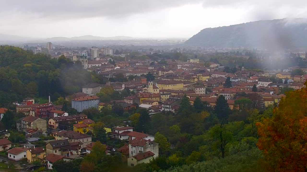 Nova Gorica e Gorizia: Panorama Mozzafiato dal Convento Francescano di Castagnevizza