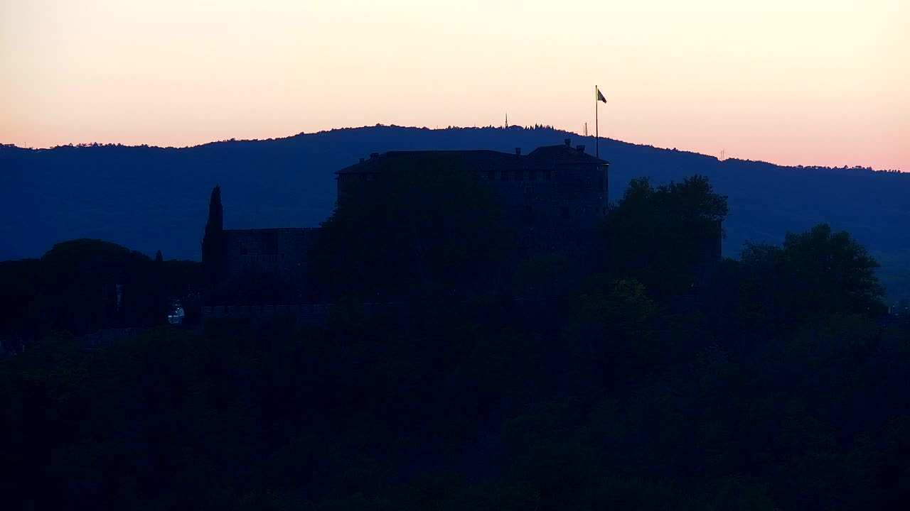 Nova Gorica und Görz: Atemberaubende Aussicht vom Franziskanerkloster Kostanjevica