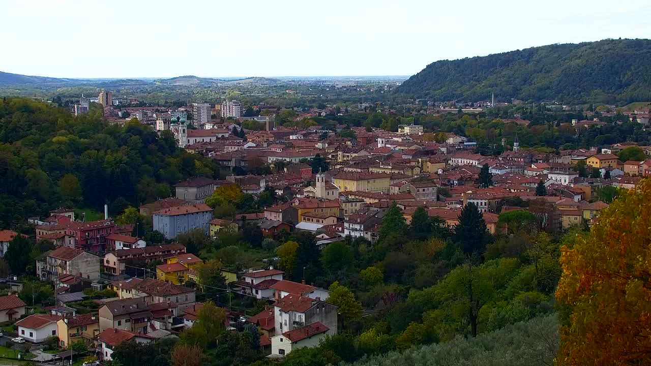 Nova Gorica i Gorica: Prekrasan Pogled iz Franjevačkog Samostana Kostanjevica