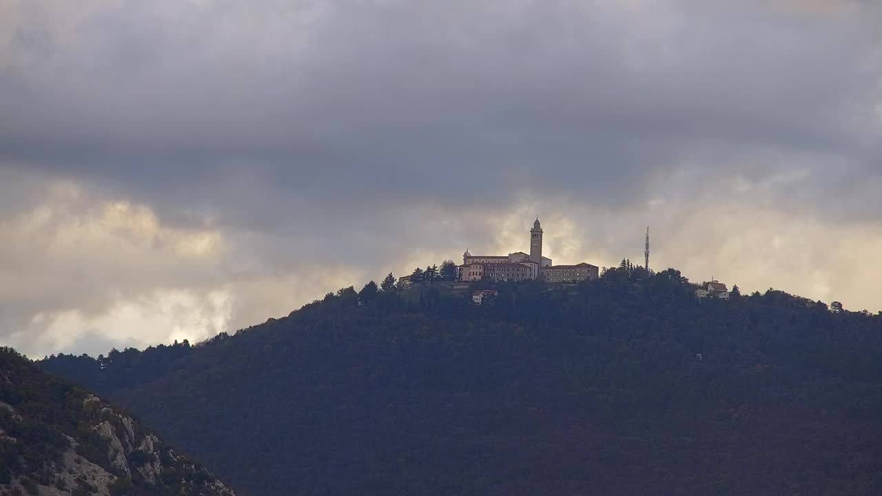 Nova Gorica in Gorica: Čudovit Razgled iz Frančiškanskega Samostana Kostanjevica