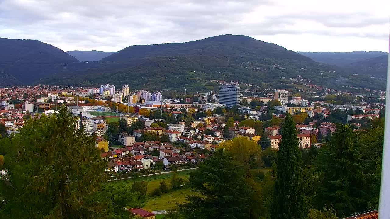 Nova Gorica i Gorica: Prekrasan Pogled iz Franjevačkog Samostana Kostanjevica