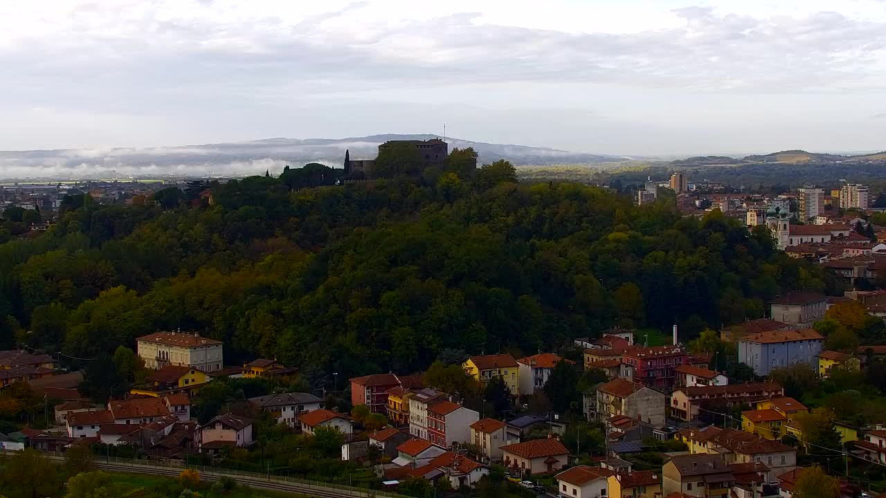 Nova Gorica e Gorizia: Panorama Mozzafiato dal Convento Francescano di Castagnevizza