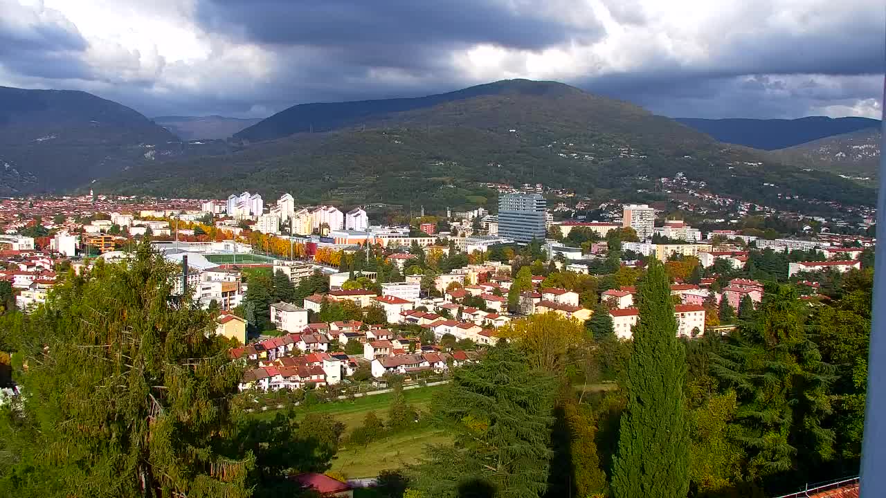 Nova Gorica i Gorica: Prekrasan Pogled iz Franjevačkog Samostana Kostanjevica