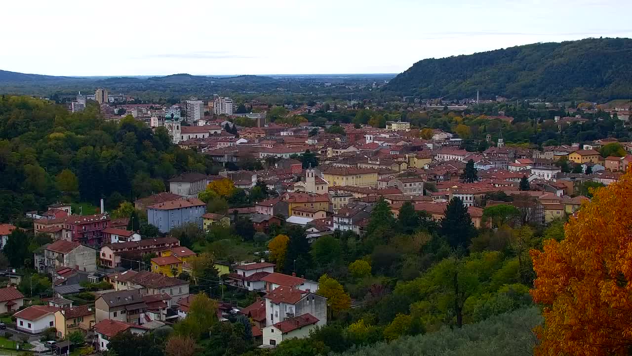 Nova Gorica e Gorizia: Panorama Mozzafiato dal Convento Francescano di Castagnevizza