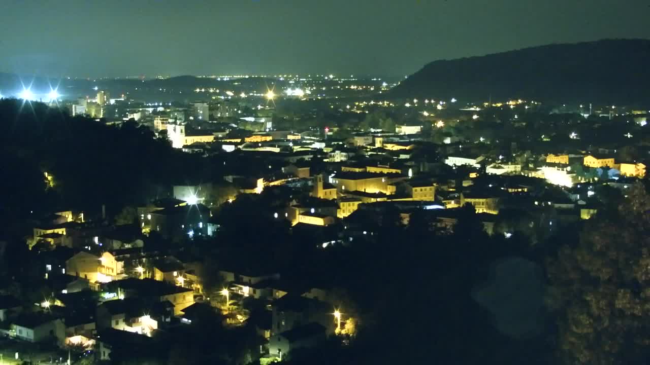 Nova Gorica i Gorica: Prekrasan Pogled iz Franjevačkog Samostana Kostanjevica