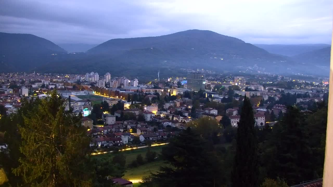 Nova Gorica y Gorizia: Impresionantes Vistas desde el Monasterio Franciscano de Kostanjevica