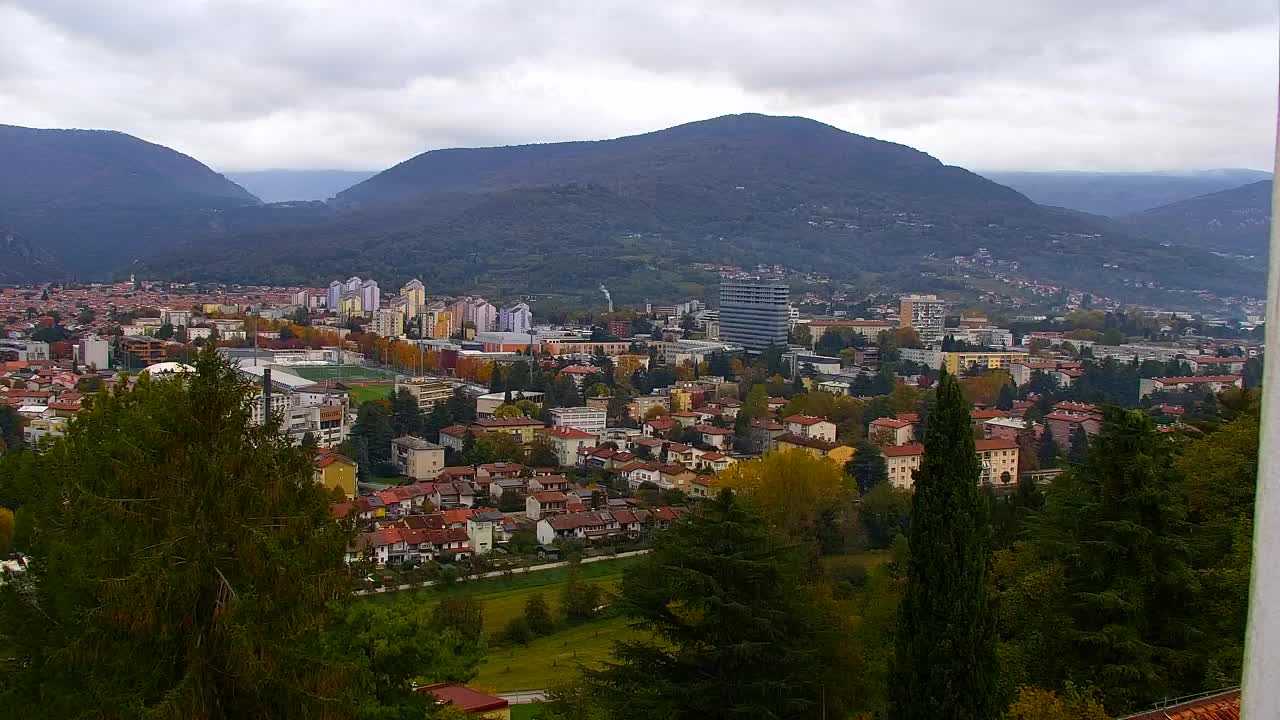 Nova Gorica i Gorica: Prekrasan Pogled iz Franjevačkog Samostana Kostanjevica