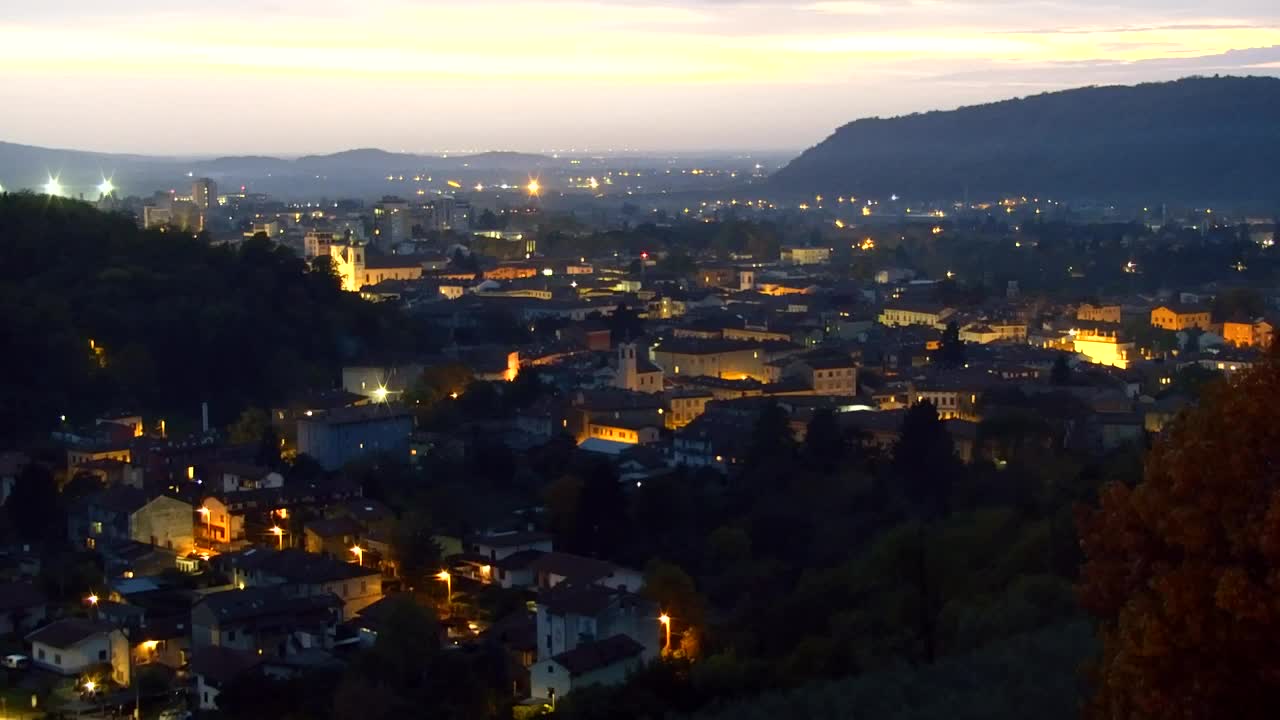 Nova Gorica e Gorizia: Panorama Mozzafiato dal Convento Francescano di Castagnevizza