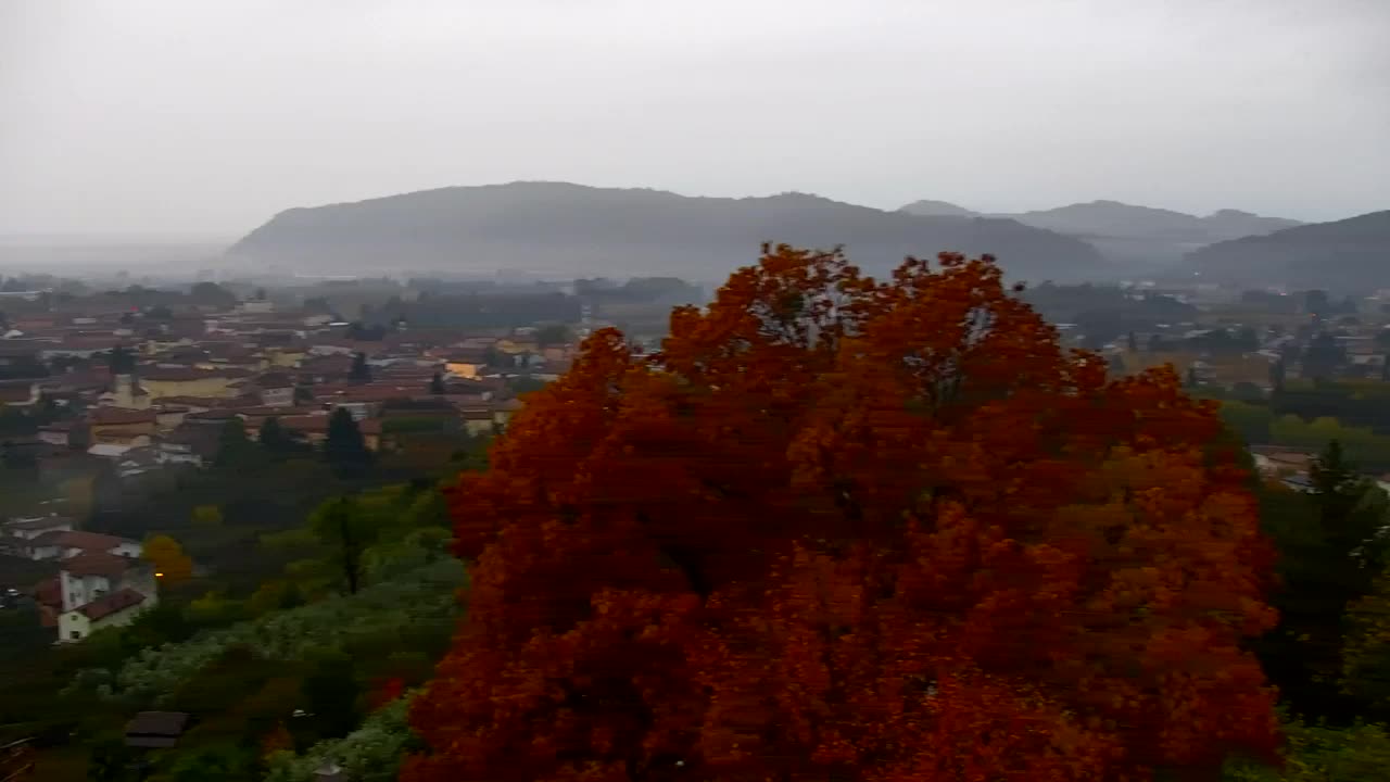 Nova Gorica e Gorizia: Panorama Mozzafiato dal Convento Francescano di Castagnevizza