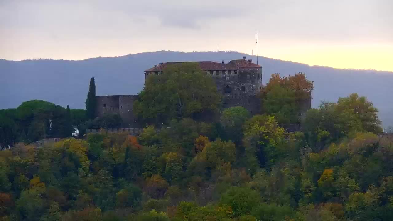 Nova Gorica und Görz: Atemberaubende Aussicht vom Franziskanerkloster Kostanjevica