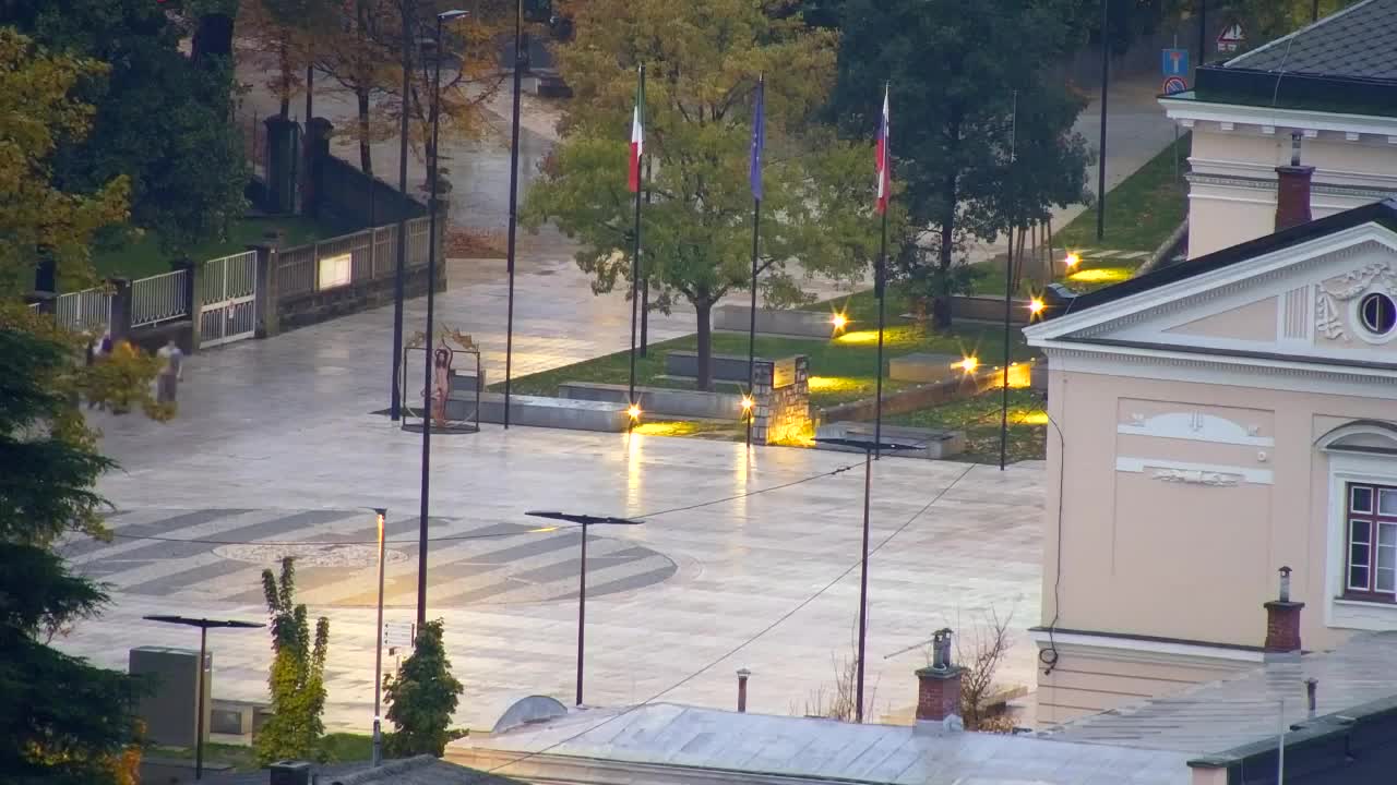 Nova Gorica i Gorica: Prekrasan Pogled iz Franjevačkog Samostana Kostanjevica