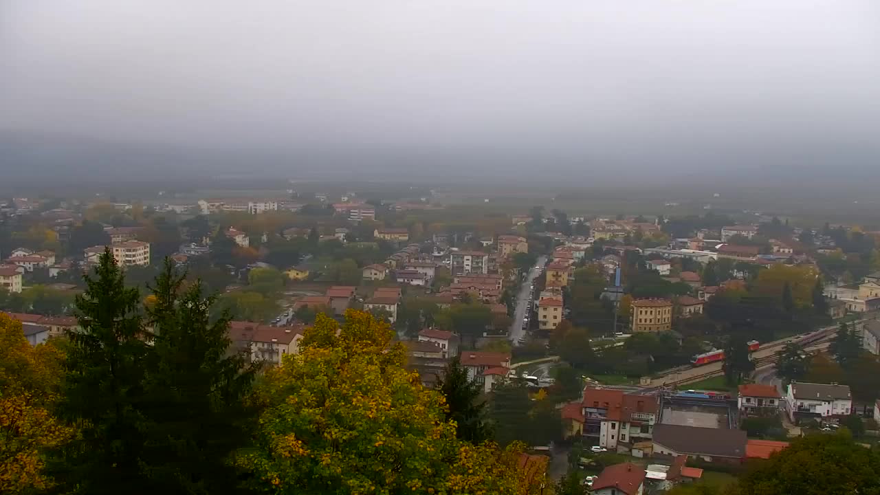 Nova Gorica e Gorizia: Panorama Mozzafiato dal Convento Francescano di Castagnevizza