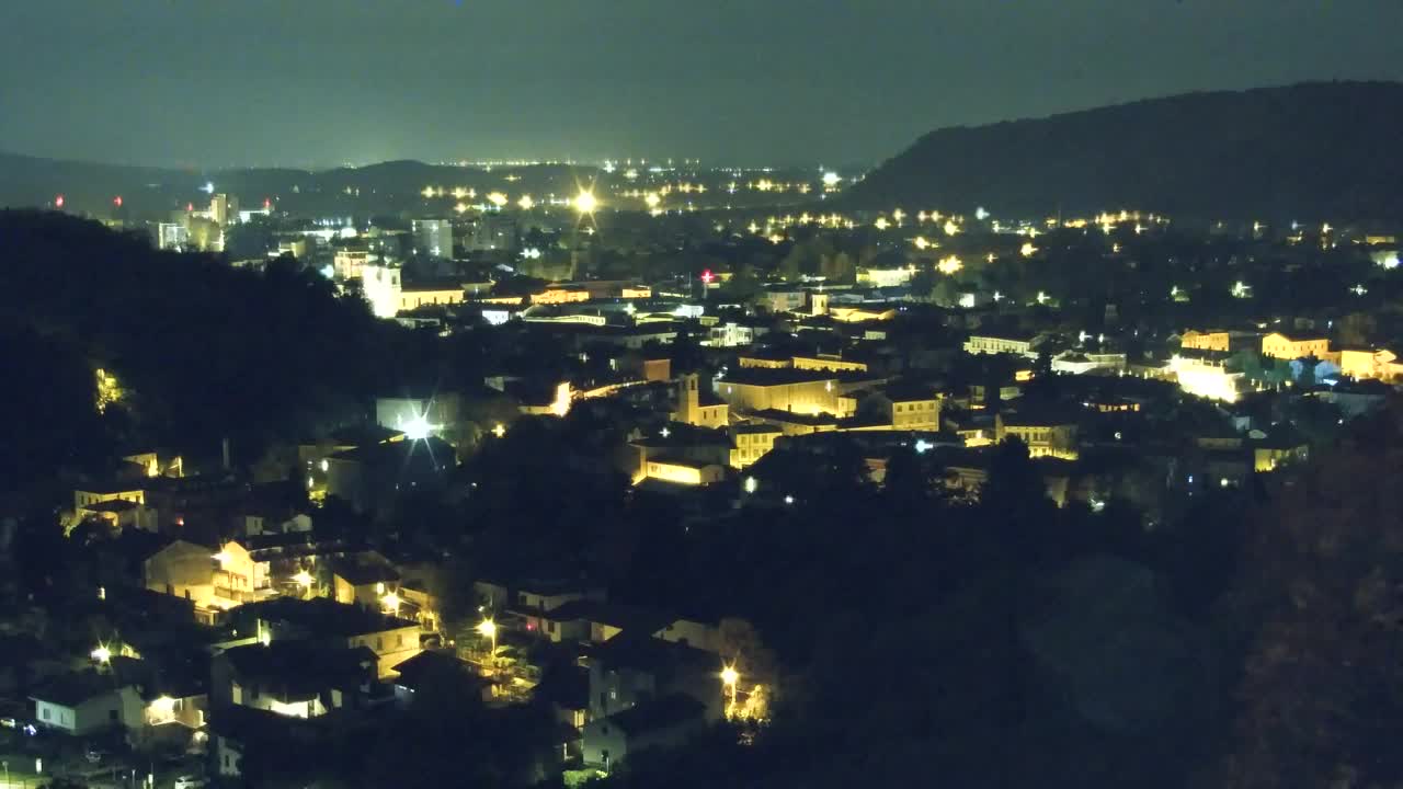 Nova Gorica i Gorica: Prekrasan Pogled iz Franjevačkog Samostana Kostanjevica