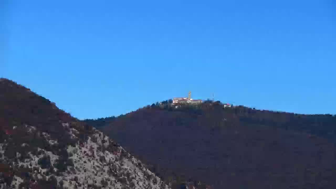 Nova Gorica i Gorica: Prekrasan Pogled iz Franjevačkog Samostana Kostanjevica