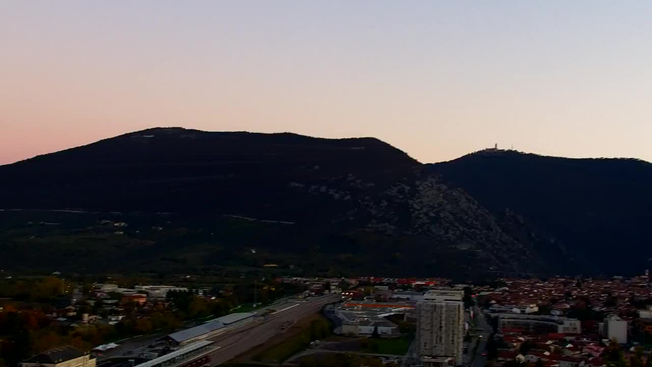 Nova Gorica e Gorizia: Panorama Mozzafiato dal Convento Francescano di Castagnevizza