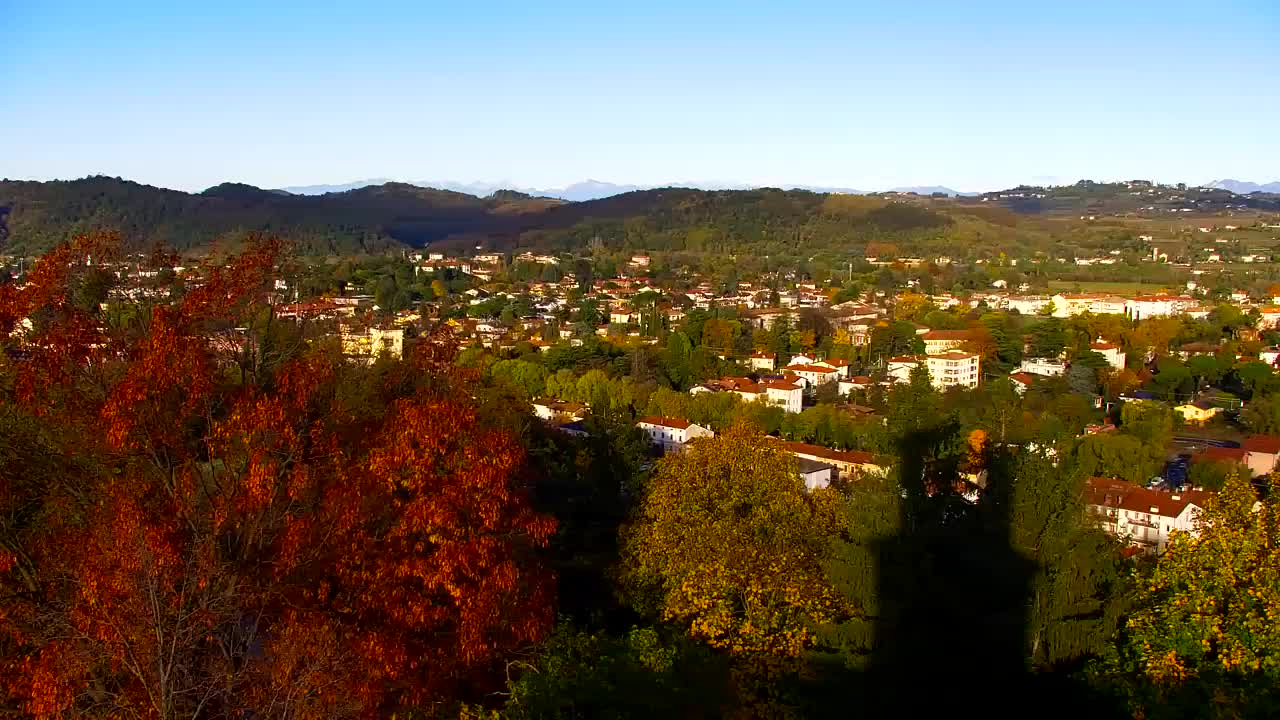 Nova Gorica e Gorizia: Panorama Mozzafiato dal Convento Francescano di Castagnevizza