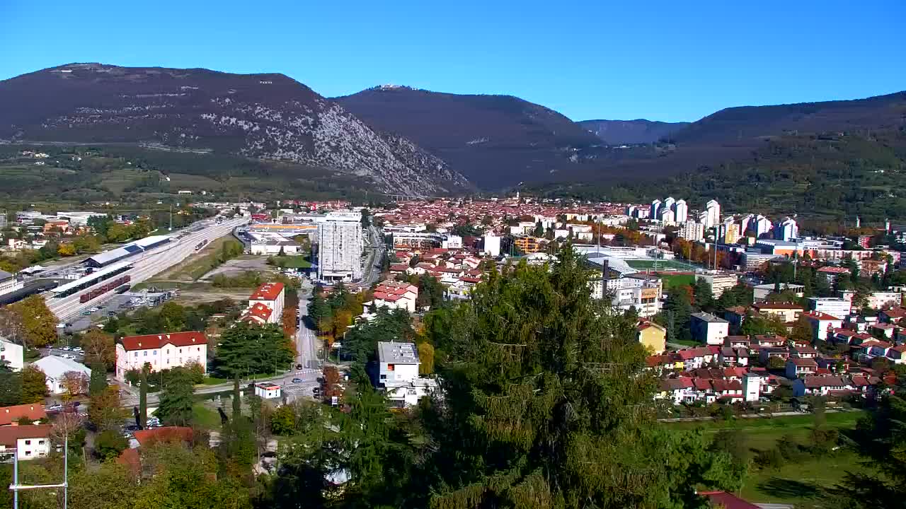 Nova Gorica e Gorizia: Panorama Mozzafiato dal Convento Francescano di Castagnevizza