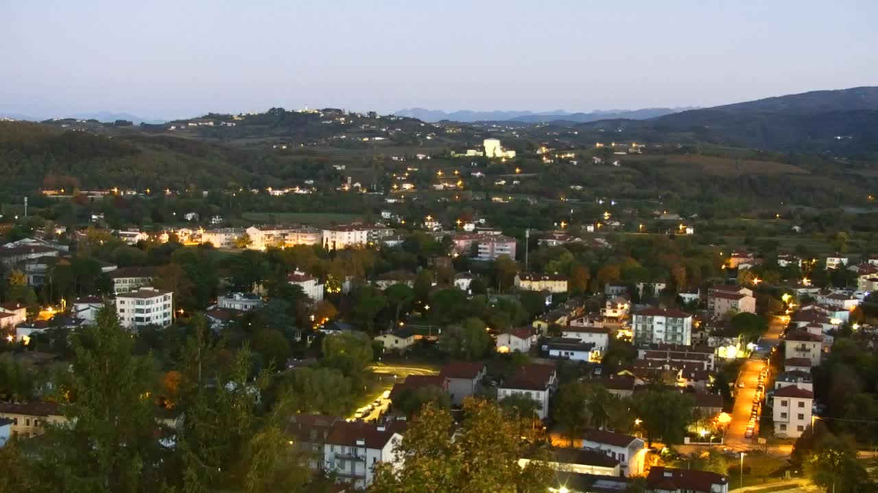 Nova Gorica in Gorica: Čudovit Razgled iz Frančiškanskega Samostana Kostanjevica