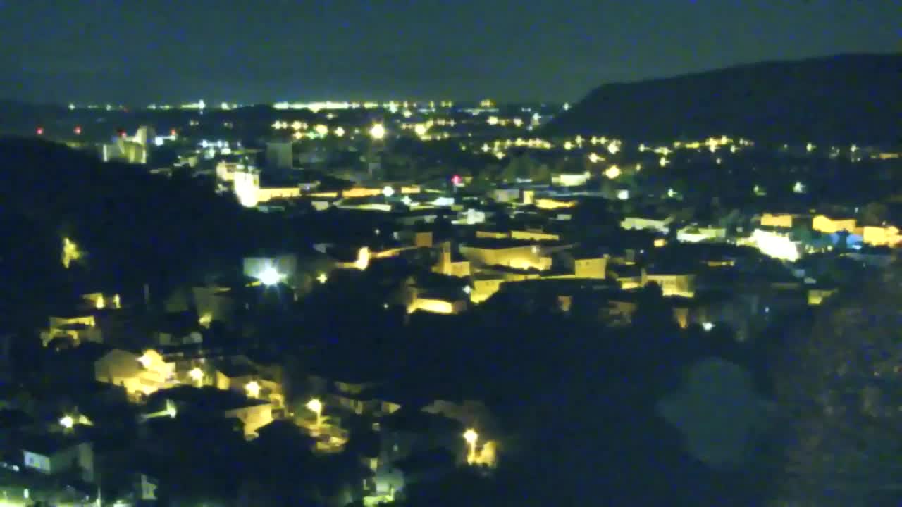 Nova Gorica i Gorica: Prekrasan Pogled iz Franjevačkog Samostana Kostanjevica