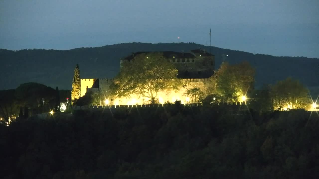 Nova Gorica y Gorizia: Impresionantes Vistas desde el Monasterio Franciscano de Kostanjevica