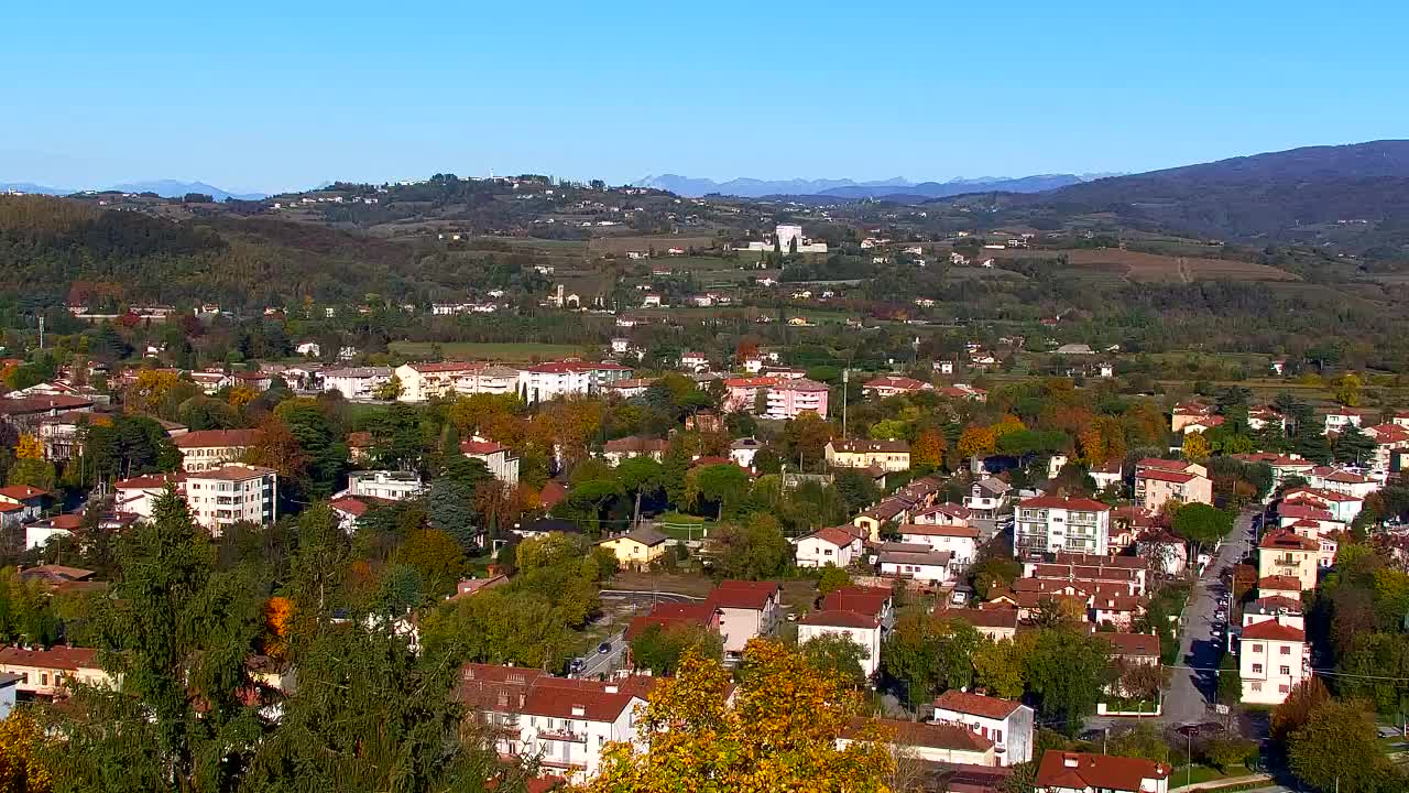 Nova Gorica e Gorizia: Panorama Mozzafiato dal Convento Francescano di Castagnevizza