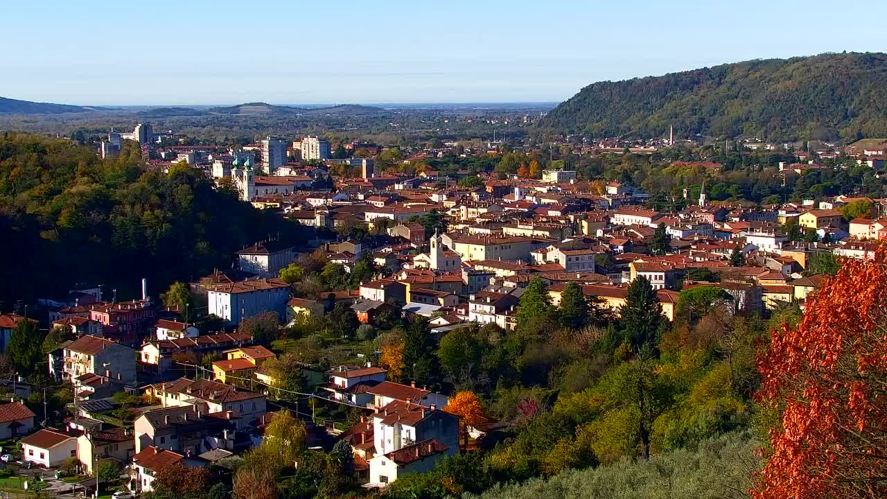 Nova Gorica e Gorizia: Panorama Mozzafiato dal Convento Francescano di Castagnevizza