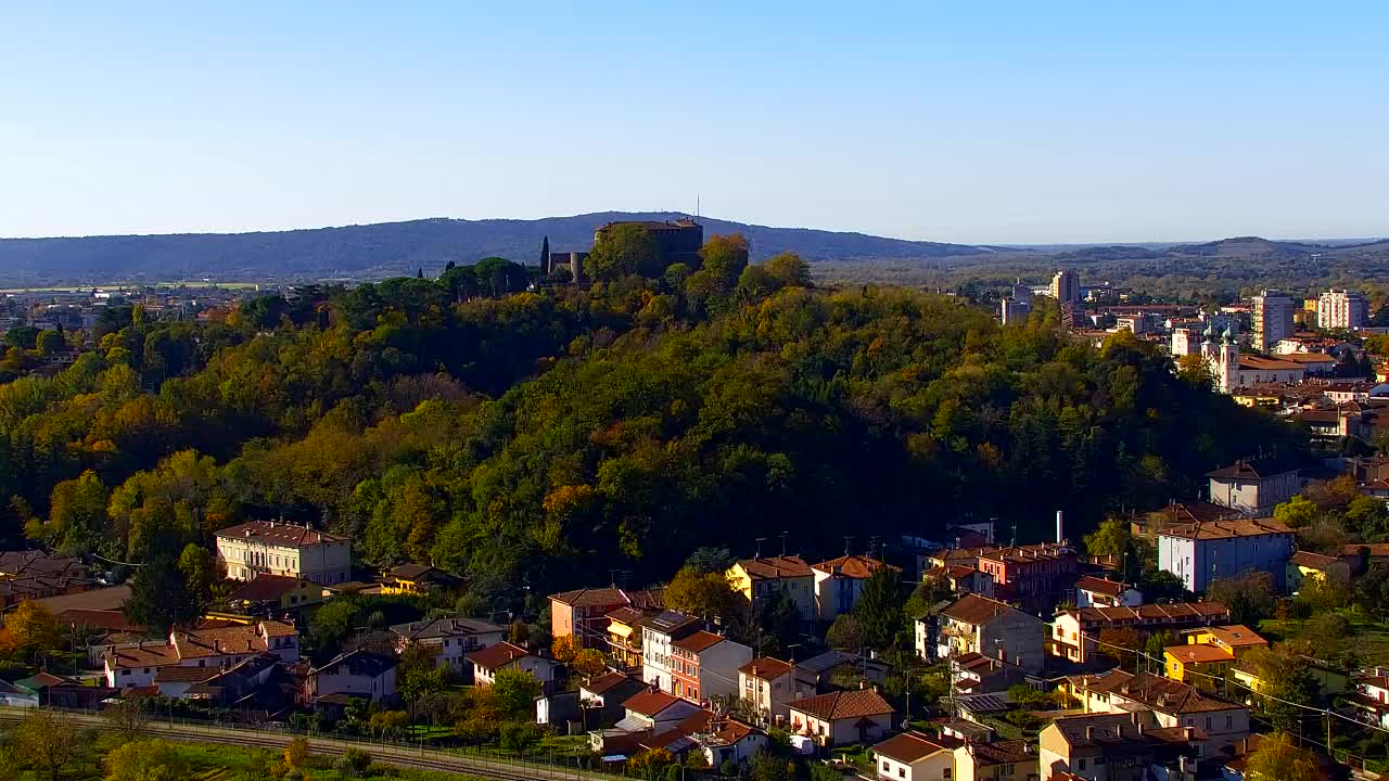 Nova Gorica i Gorica: Prekrasan Pogled iz Franjevačkog Samostana Kostanjevica