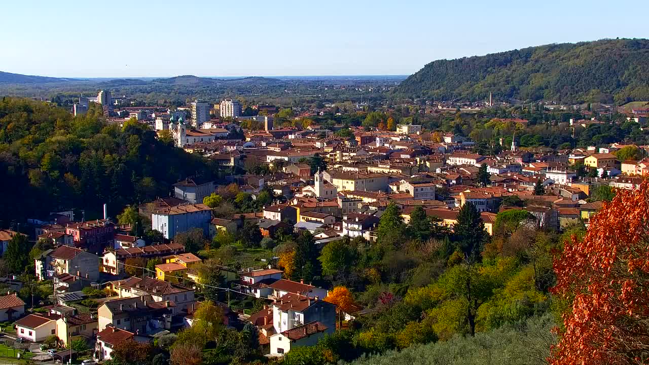 Nova Gorica i Gorica: Prekrasan Pogled iz Franjevačkog Samostana Kostanjevica
