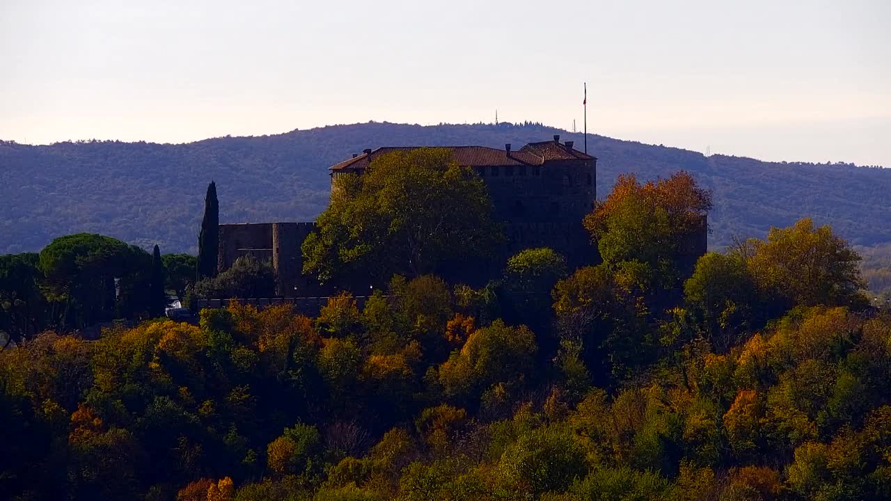 Nova Gorica e Gorizia: Panorama Mozzafiato dal Convento Francescano di Castagnevizza