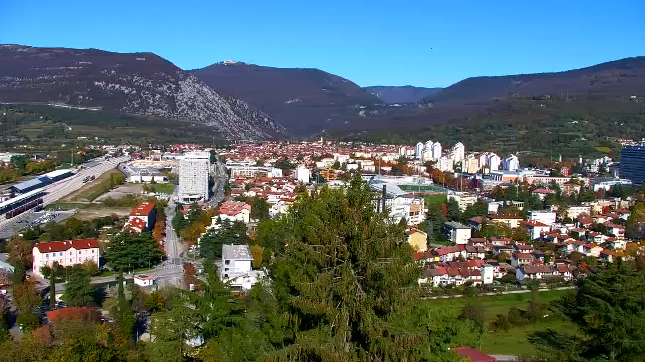 Nova Gorica y Gorizia: Impresionantes Vistas desde el Monasterio Franciscano de Kostanjevica
