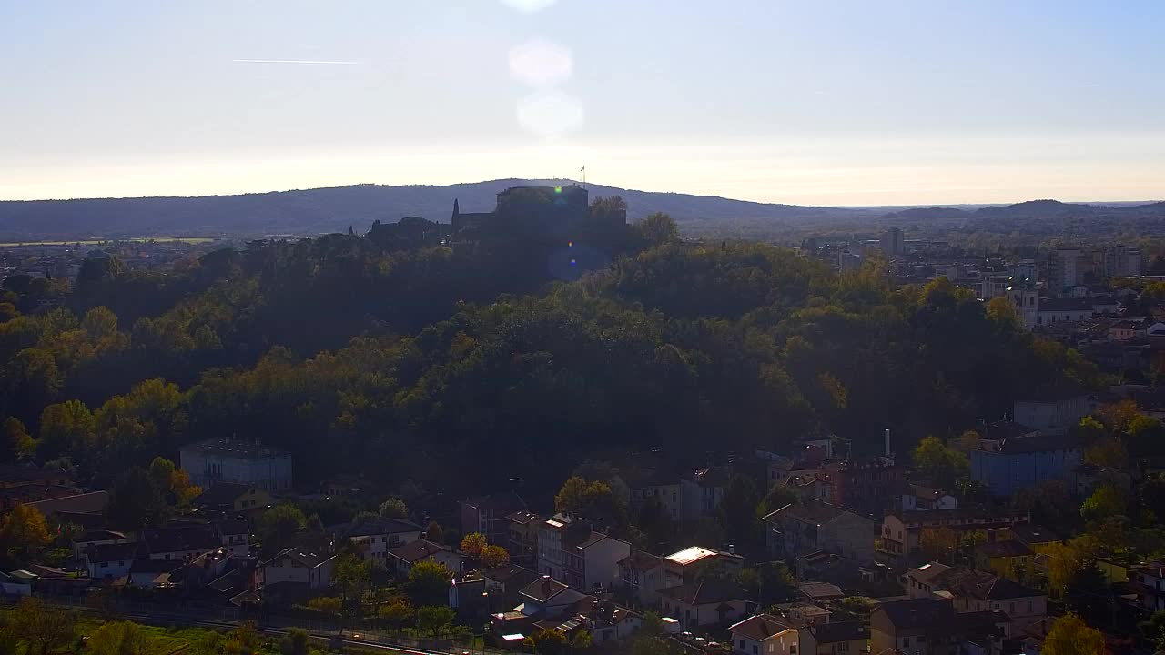 Nova Gorica e Gorizia: Panorama Mozzafiato dal Convento Francescano di Castagnevizza