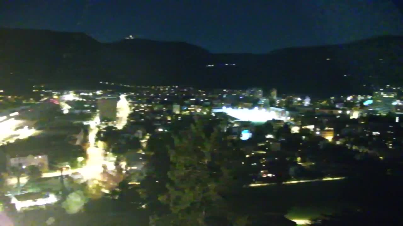 Nova Gorica e Gorizia: Panorama Mozzafiato dal Convento Francescano di Castagnevizza