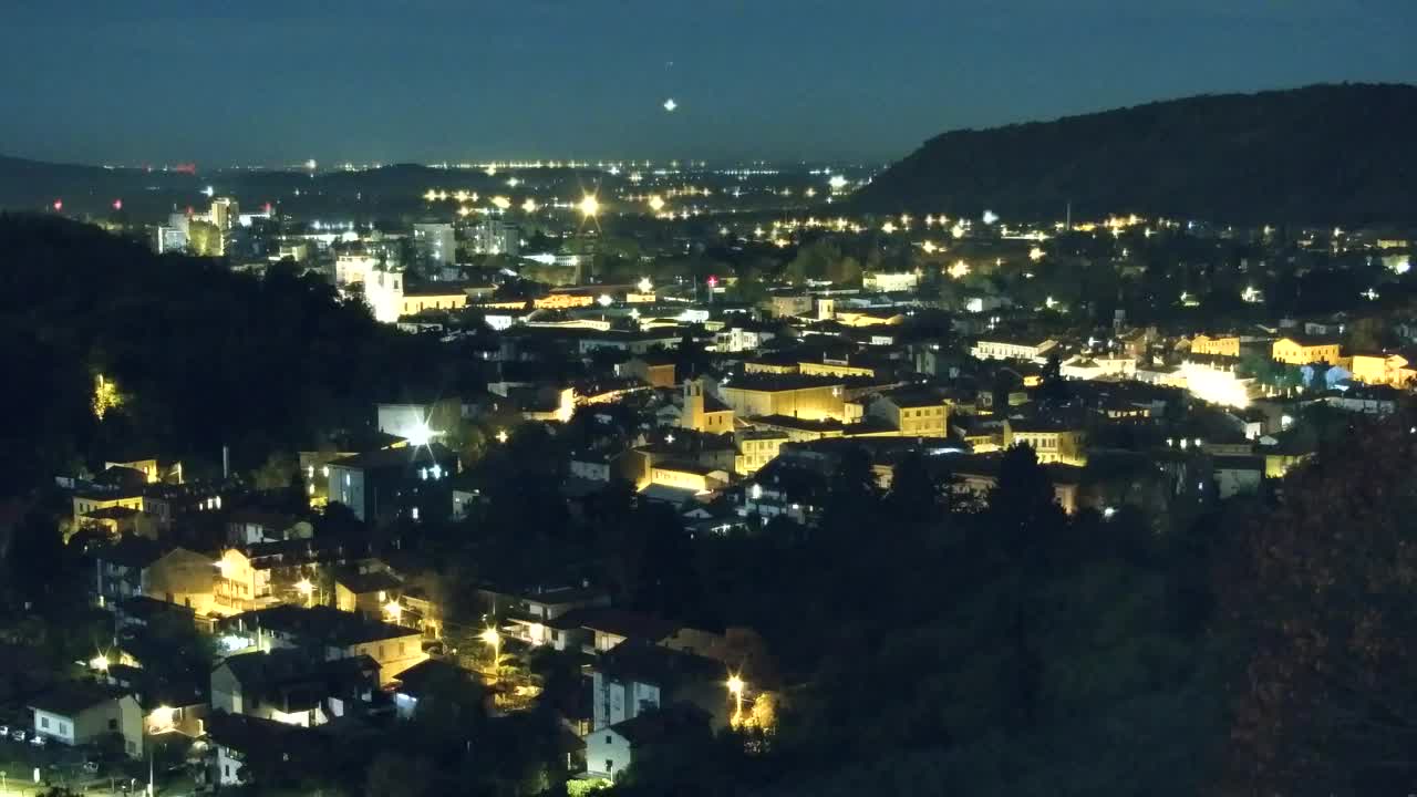 Nova Gorica i Gorica: Prekrasan Pogled iz Franjevačkog Samostana Kostanjevica