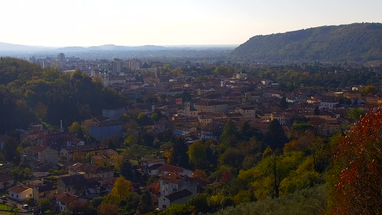 Nova Gorica e Gorizia: Panorama Mozzafiato dal Convento Francescano di Castagnevizza