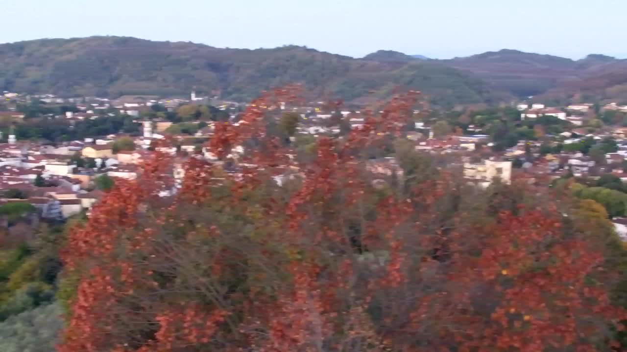 Nova Gorica y Gorizia: Impresionantes Vistas desde el Monasterio Franciscano de Kostanjevica