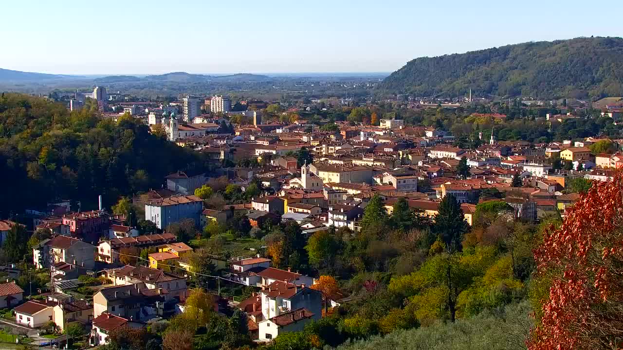 Nova Gorica i Gorica: Prekrasan Pogled iz Franjevačkog Samostana Kostanjevica
