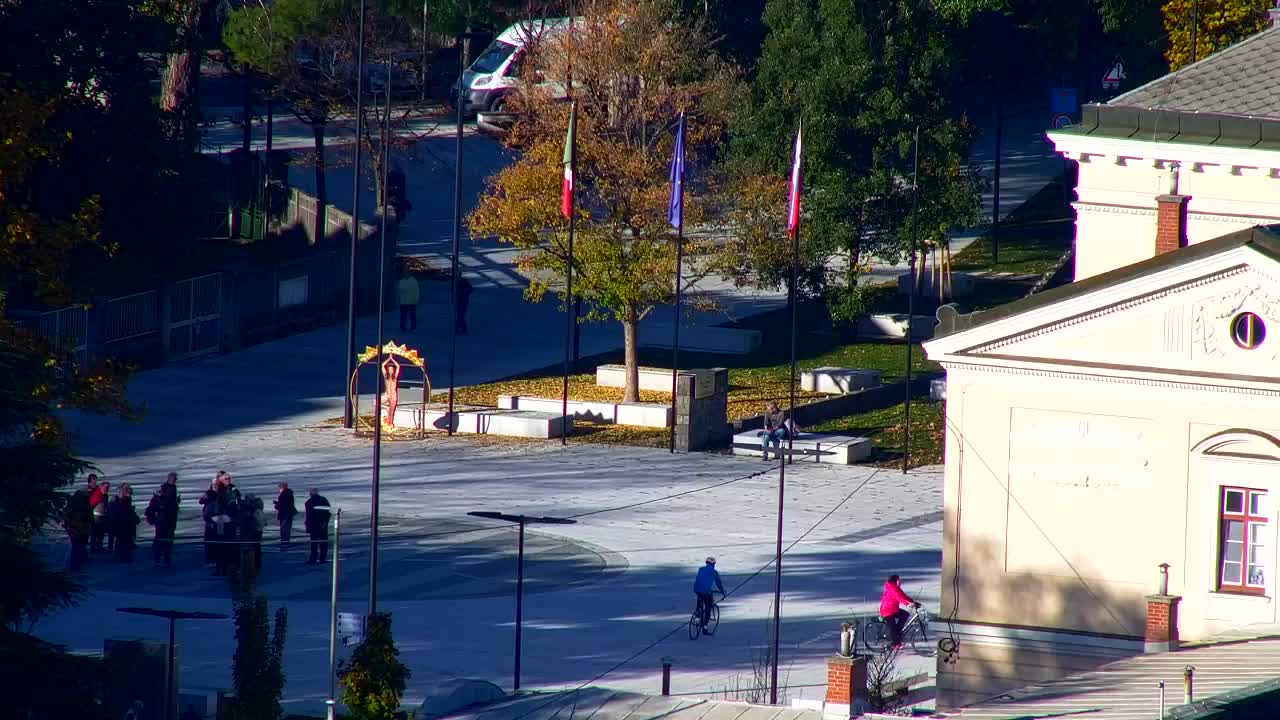 Nova Gorica y Gorizia: Impresionantes Vistas desde el Monasterio Franciscano de Kostanjevica