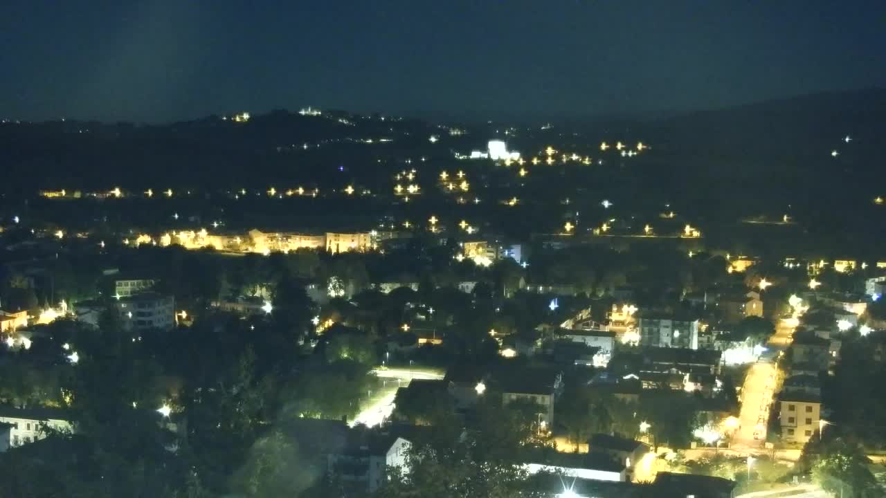 Nova Gorica e Gorizia: Panorama Mozzafiato dal Convento Francescano di Castagnevizza