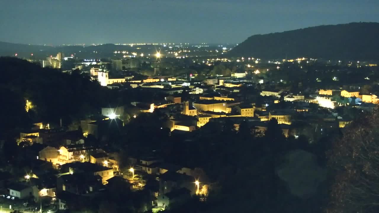 Nova Gorica i Gorica: Prekrasan Pogled iz Franjevačkog Samostana Kostanjevica