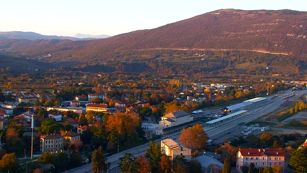 Nova Gorica i Gorica: Prekrasan Pogled iz Franjevačkog Samostana Kostanjevica